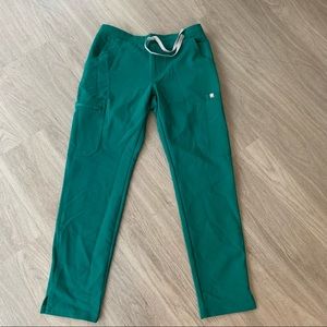 Figs Yola Hunter green scrub pant